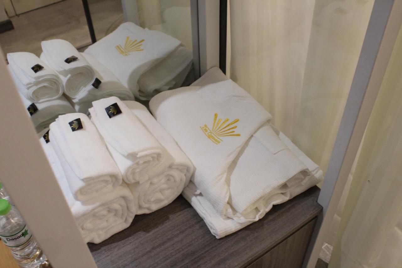 The Queendor Boutique Hotel Thành Pho Ho Chí Minh Esterno foto